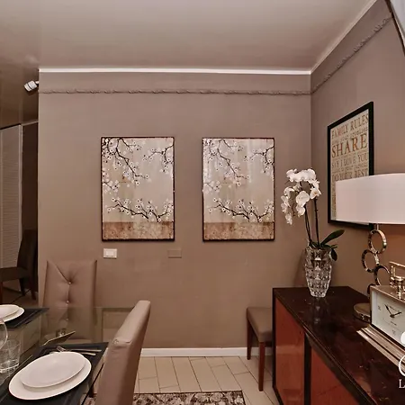 Luxury Bianca مانربا ديل جاردا