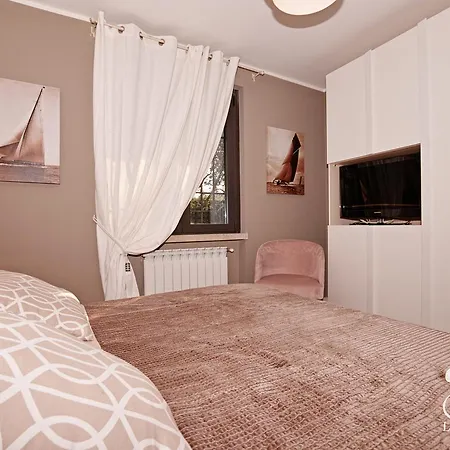 Luxury Bianca